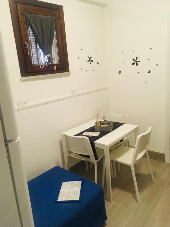 Around Cassaro House Ferienhaus